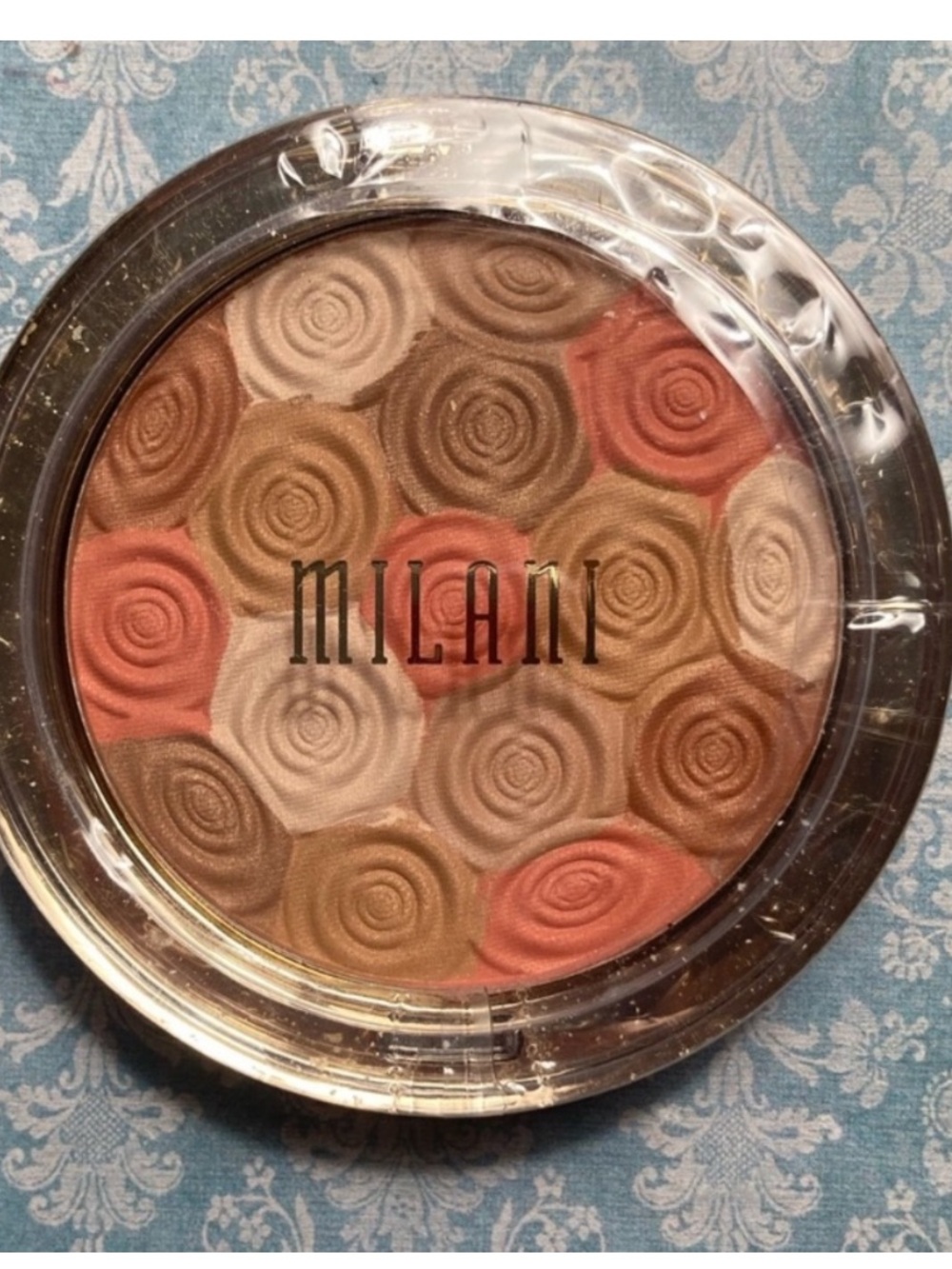 Milani Illuminating Palette in Amber Nectar